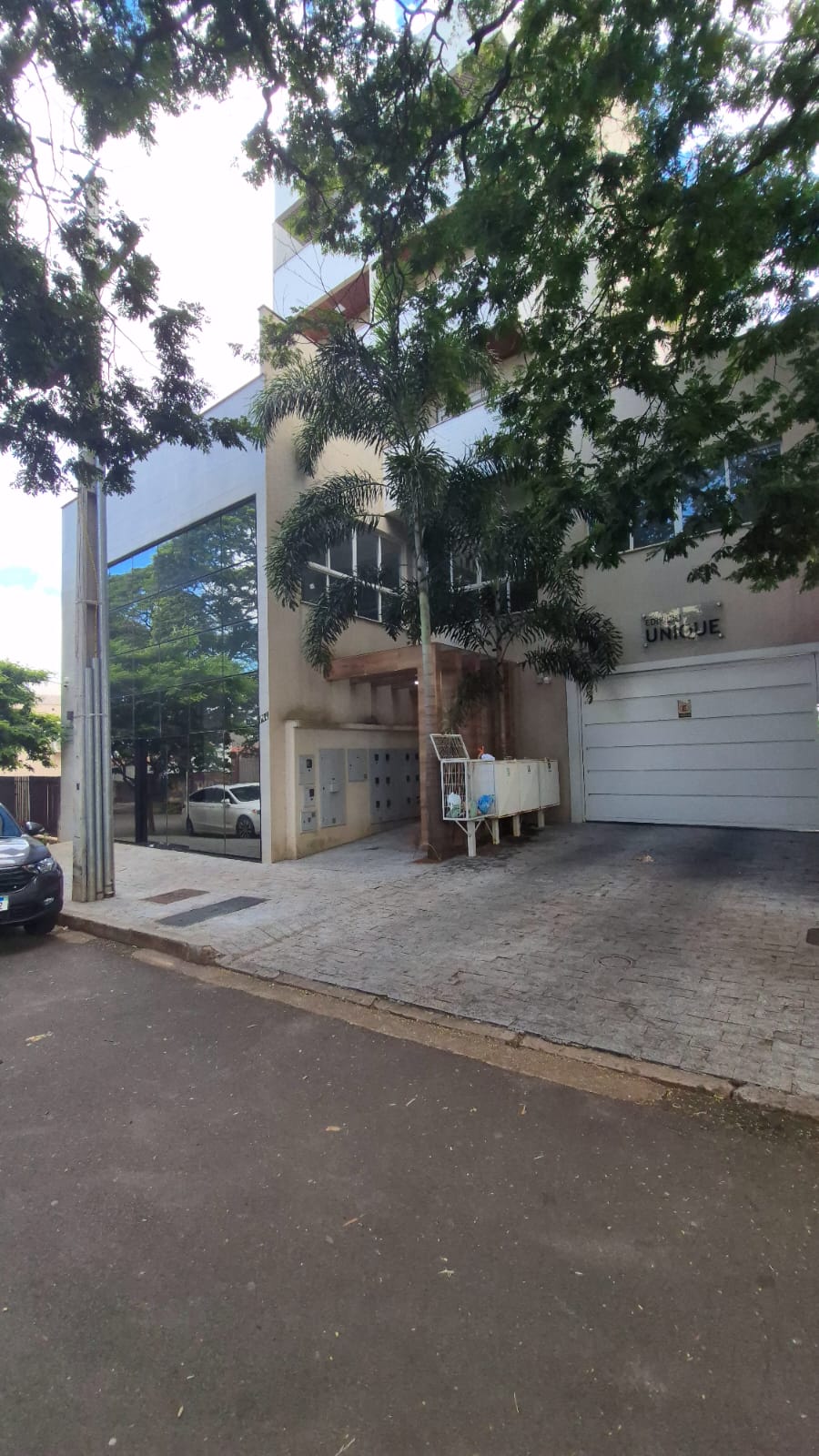 EDIIFICIO UNIQUE - APTO 204 - RUA GOV. MANOEL RIBAS Nº 796 - CENTRO